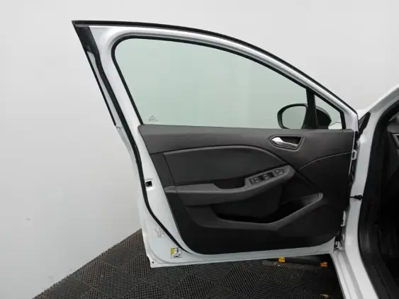 RENAULT CLIO V - voiture d'occasion - Photo 19