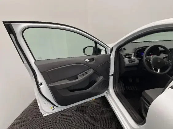 RENAULT CLIO V - voiture d'occasion - Photo 19