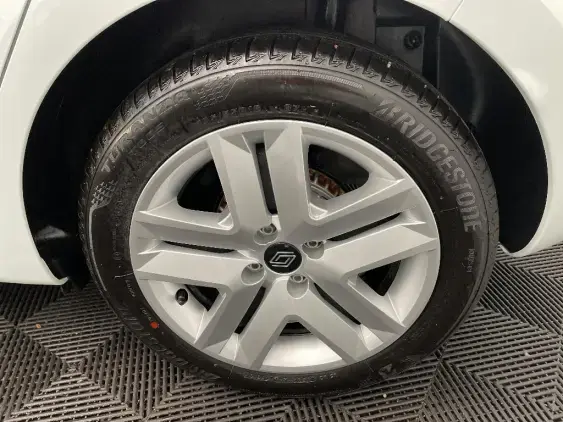 RENAULT CLIO V - voiture d'occasion - Photo 24