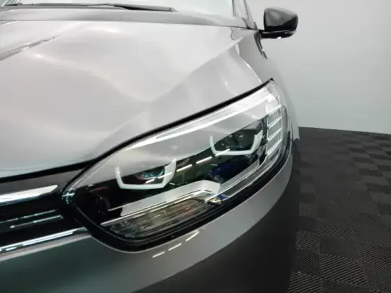 RENAULT SCENIC IV - voiture d'occasion - Photo 22