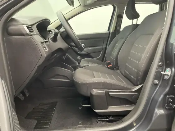 DACIA DUSTER II - voiture d'occasion - Photo 17