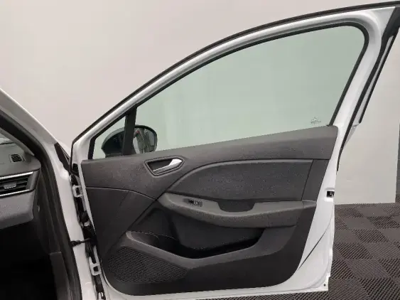 RENAULT CLIO V - voiture d'occasion - Photo 20