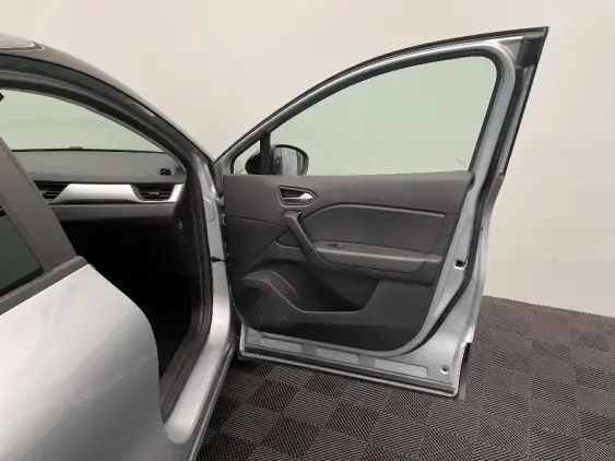 RENAULT CAPTUR II - voiture d'occasion - Photo 20