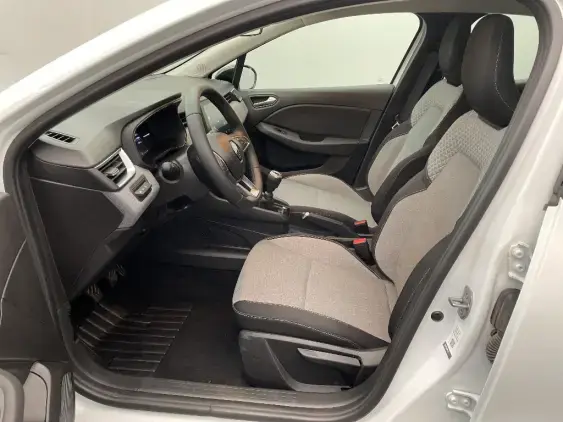 RENAULT CLIO V - voiture d'occasion - Photo 18