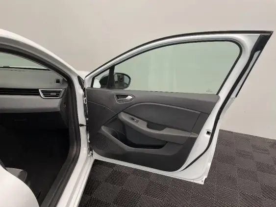 RENAULT CLIO V - voiture d'occasion - Photo 20