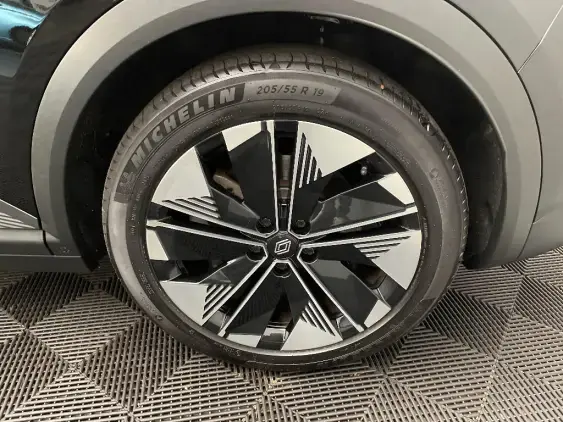 RENAULT SCENIC V ELECTRIQUE - voiture d'occasion - Photo 24