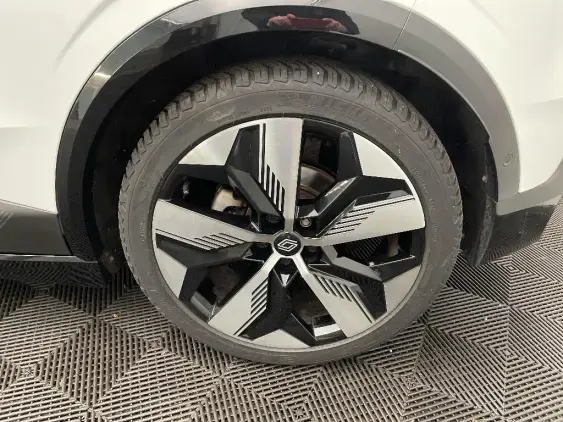 RENAULT MEGANE V - voiture d'occasion - Photo 24