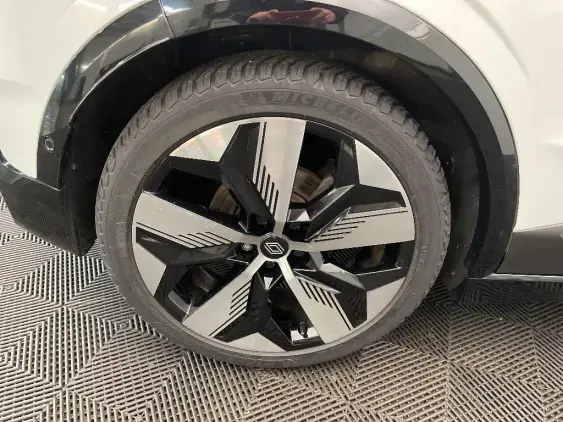 RENAULT MEGANE V - voiture d'occasion - Photo 25