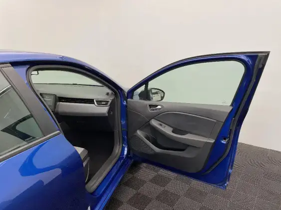 RENAULT CLIO V - voiture d'occasion - Photo 20