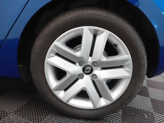 RENAULT CLIO V - voiture d'occasion - Photo 24