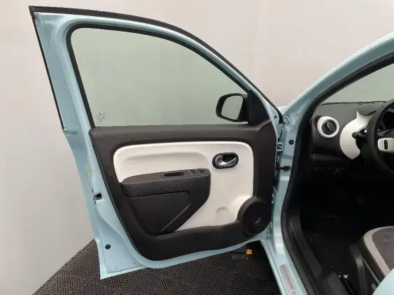 RENAULT TWINGO ELECTRIQUE III - voiture d'occasion - Photo 18