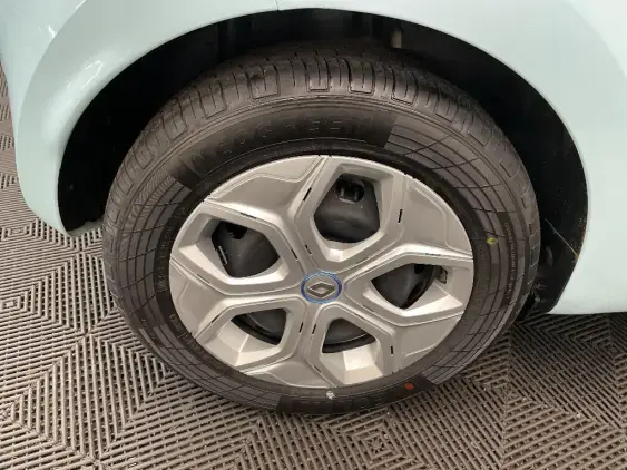 RENAULT TWINGO ELECTRIQUE III - voiture d'occasion - Photo 24