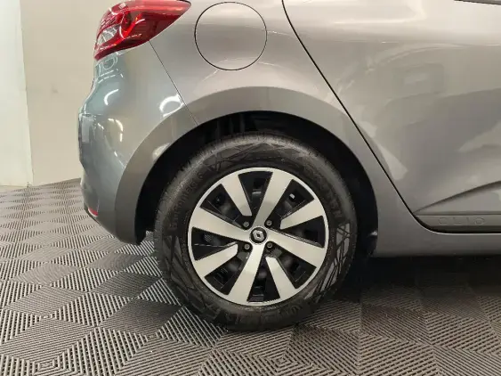 RENAULT CLIO V - voiture d'occasion - Photo 24