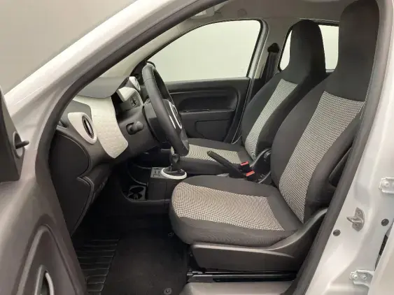 RENAULT TWINGO III - voiture d'occasion - Photo 17