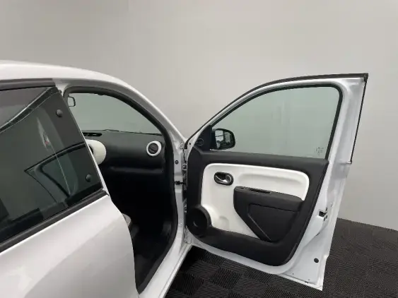 RENAULT TWINGO III - voiture d'occasion - Photo 18