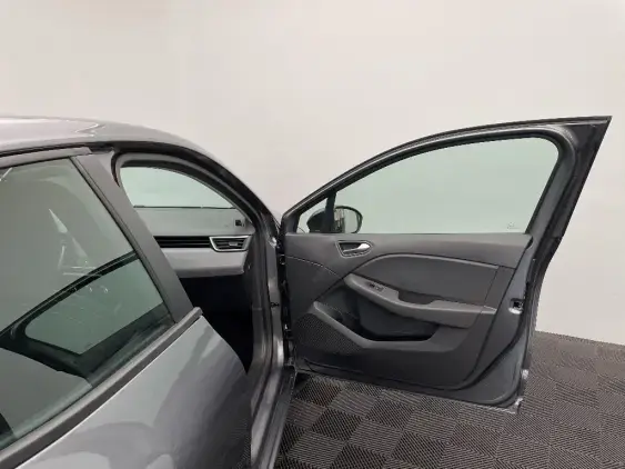 RENAULT CLIO V - voiture d'occasion - Photo 20