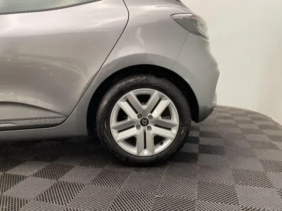 RENAULT CLIO V - voiture d'occasion - Photo 24