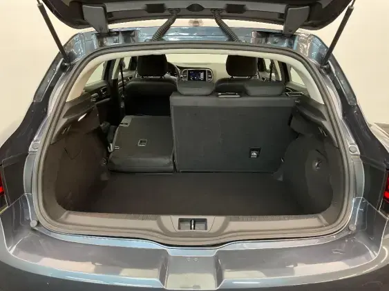 RENAULT MEGANE IV - voiture d'occasion - Photo 16