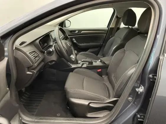 RENAULT MEGANE IV - voiture d'occasion - Photo 18