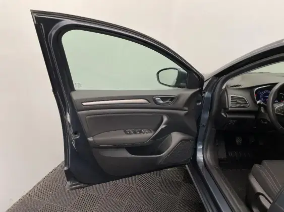 RENAULT MEGANE IV - voiture d'occasion - Photo 19