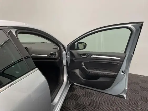 RENAULT SCENIC IV - voiture d'occasion - Photo 20