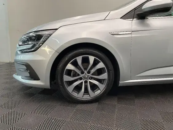 RENAULT SCENIC IV - voiture d'occasion - Photo 23