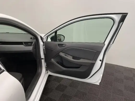 RENAULT CLIO V - voiture d'occasion - Photo 19