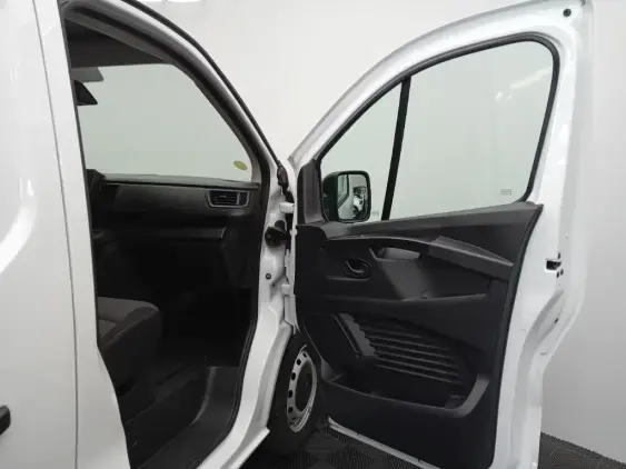 RENAULT TRAFIC FG III - voiture d'occasion - Photo 20