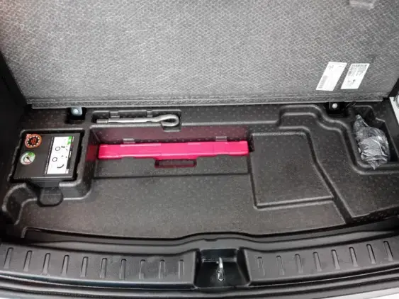 MERCEDES EQA - voiture d'occasion - Photo 17