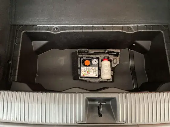 RENAULT SCENIC V ELECTRIQUE - voiture d'occasion - Photo 17