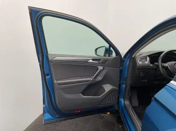 VOLKSWAGEN TIGUAN II - voiture d'occasion - Photo 19