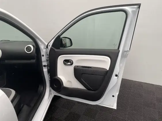 RENAULT TWINGO ELECTRIQUE III - voiture d'occasion - Photo 19