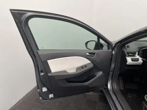 RENAULT CLIO V - voiture d'occasion - Photo 19