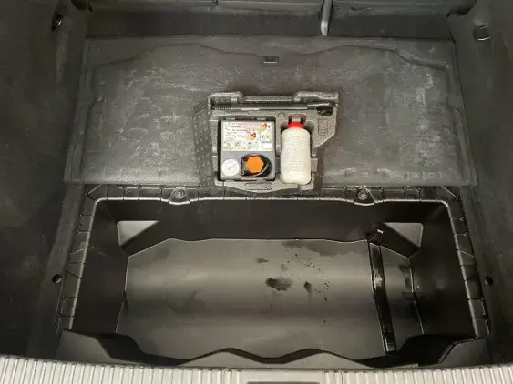 RENAULT SCENIC V ELECTRIQUE - voiture d'occasion - Photo 17