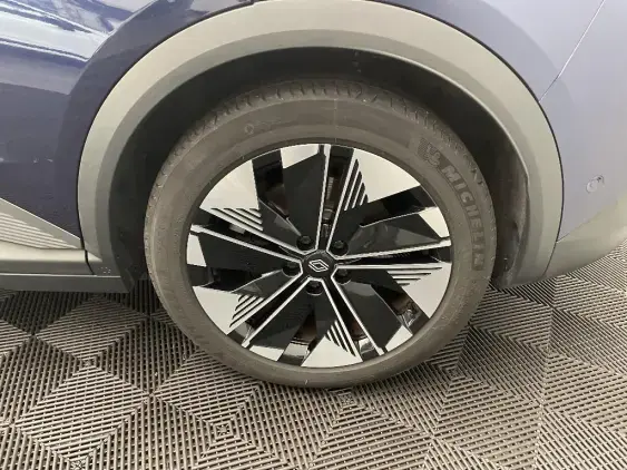 RENAULT SCENIC V ELECTRIQUE - voiture d'occasion - Photo 24