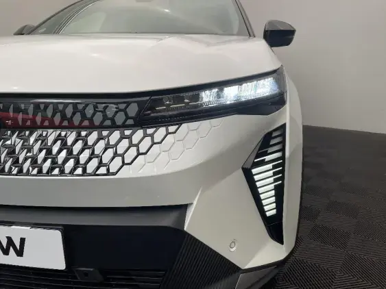 RENAULT SCENIC V ELECTRIQUE - voiture d'occasion - Photo 22