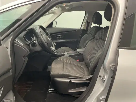 RENAULT GRAND SCENIC IV - voiture d'occasion - Photo 18