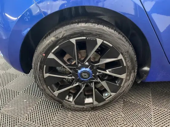 RENAULT CLIO V - voiture d'occasion - Photo 25