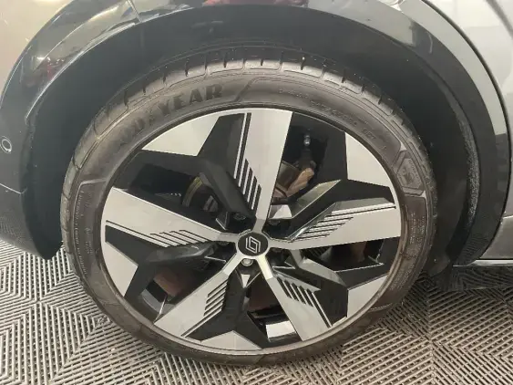 RENAULT MEGANE V - voiture d'occasion - Photo 25