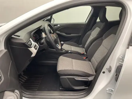 RENAULT CLIO V - voiture d'occasion - Photo 18