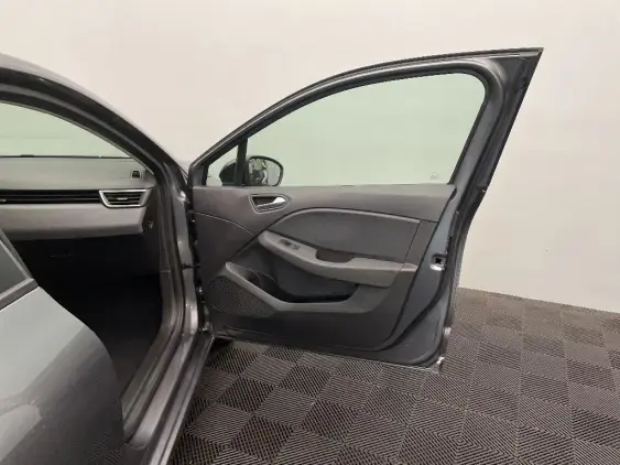RENAULT CLIO V - voiture d'occasion - Photo 20