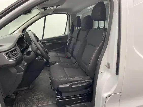 RENAULT TRAFIC FG III - voiture d'occasion - Photo 18