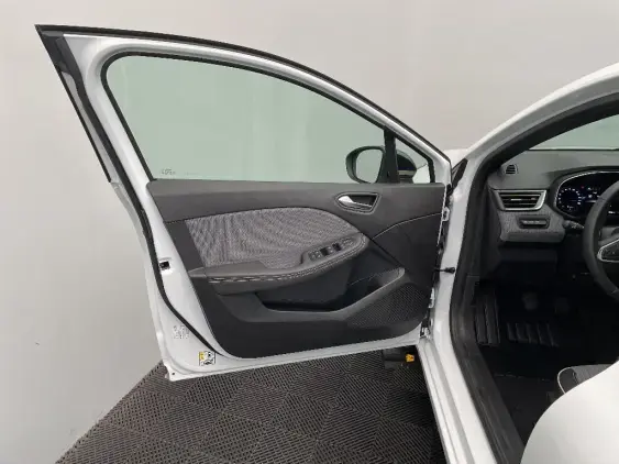 RENAULT CLIO V - voiture d'occasion - Photo 19