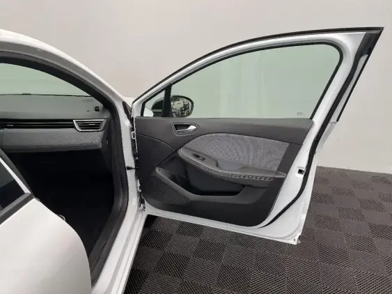 RENAULT CLIO V - voiture d'occasion - Photo 20