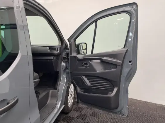 RENAULT TRAFIC III - voiture d'occasion - Photo 20