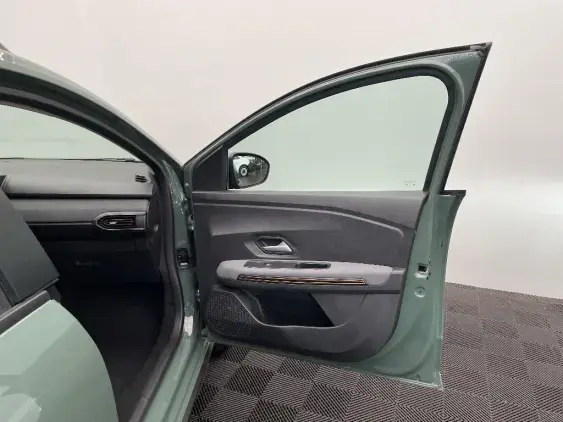 DACIA SANDERO III - voiture d'occasion - Photo 20