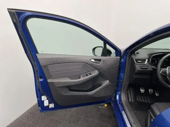 RENAULT CLIO V - voiture d'occasion - Photo 19