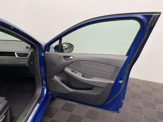 RENAULT CLIO V - voiture d'occasion - Photo 20