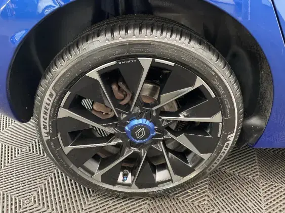 RENAULT CLIO V - voiture d'occasion - Photo 25