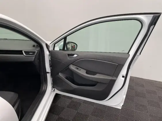 RENAULT CLIO V - voiture d'occasion - Photo 19